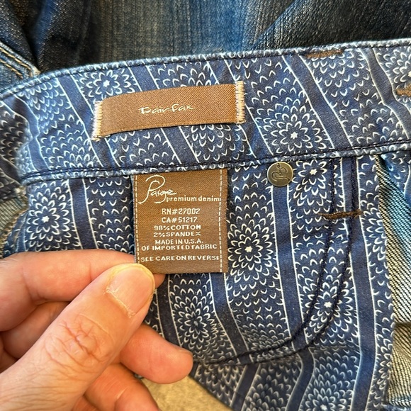 Paige Fairfax jean mini skirt, embroidered flap pockets, size 27 - Picture 11 of 12